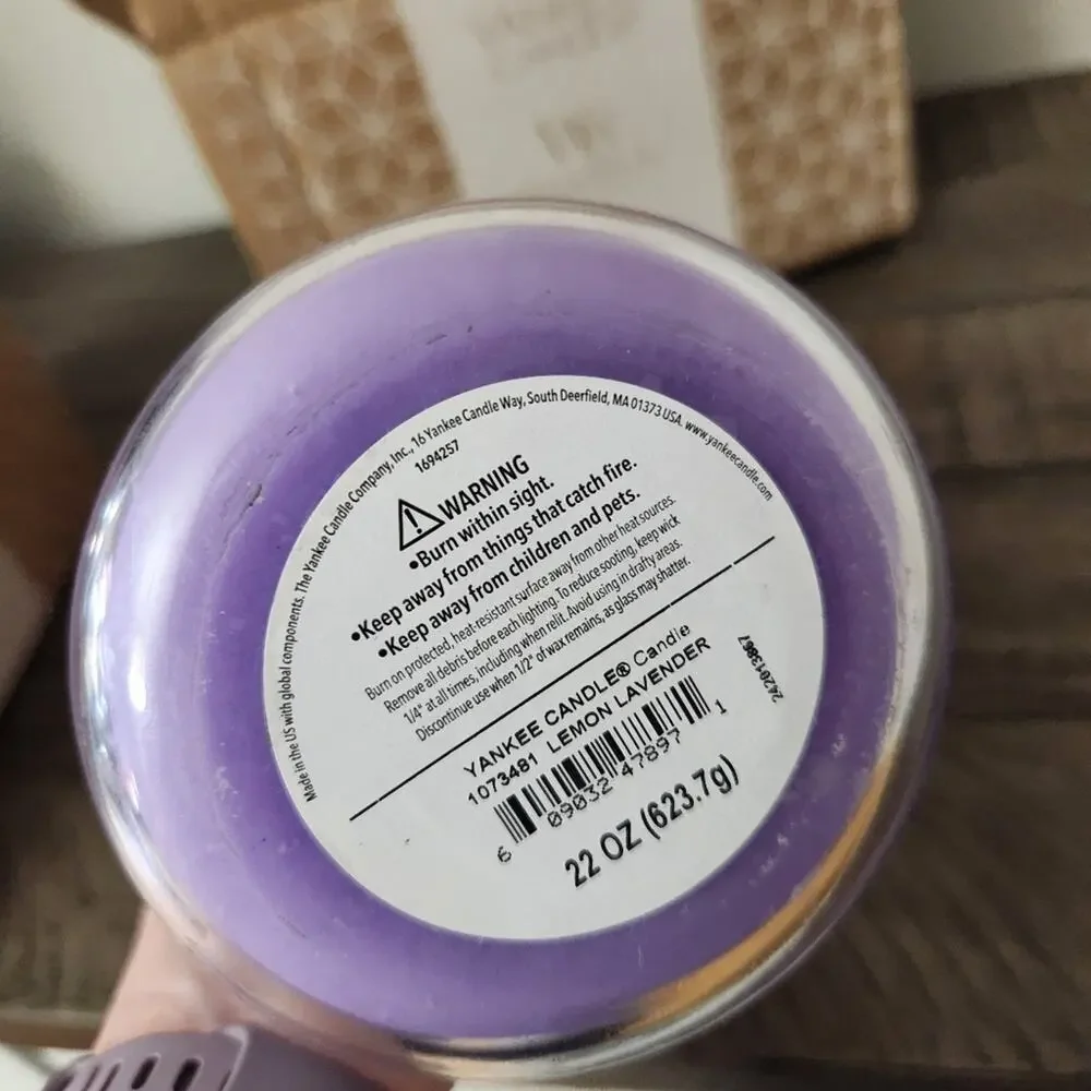 Yankee Candle 22 oz purple lemon lavender scent large candle in a jar